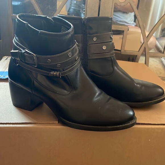 modelista Shoes - Black modelista boots